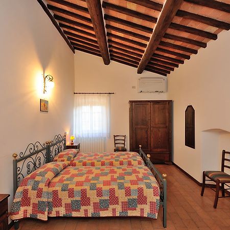 Relais Borgo Torale Hotel ปัสซีญาโน ซุล ตราซีเมโน ภายนอก รูปภาพ