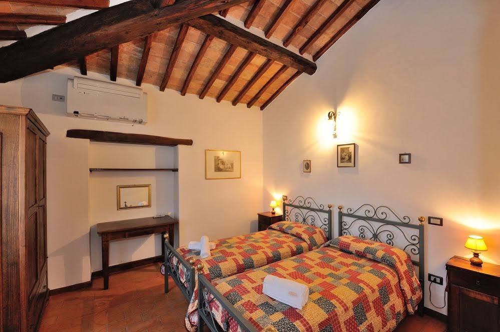 Relais Borgo Torale Hotel ปัสซีญาโน ซุล ตราซีเมโน ภายนอก รูปภาพ