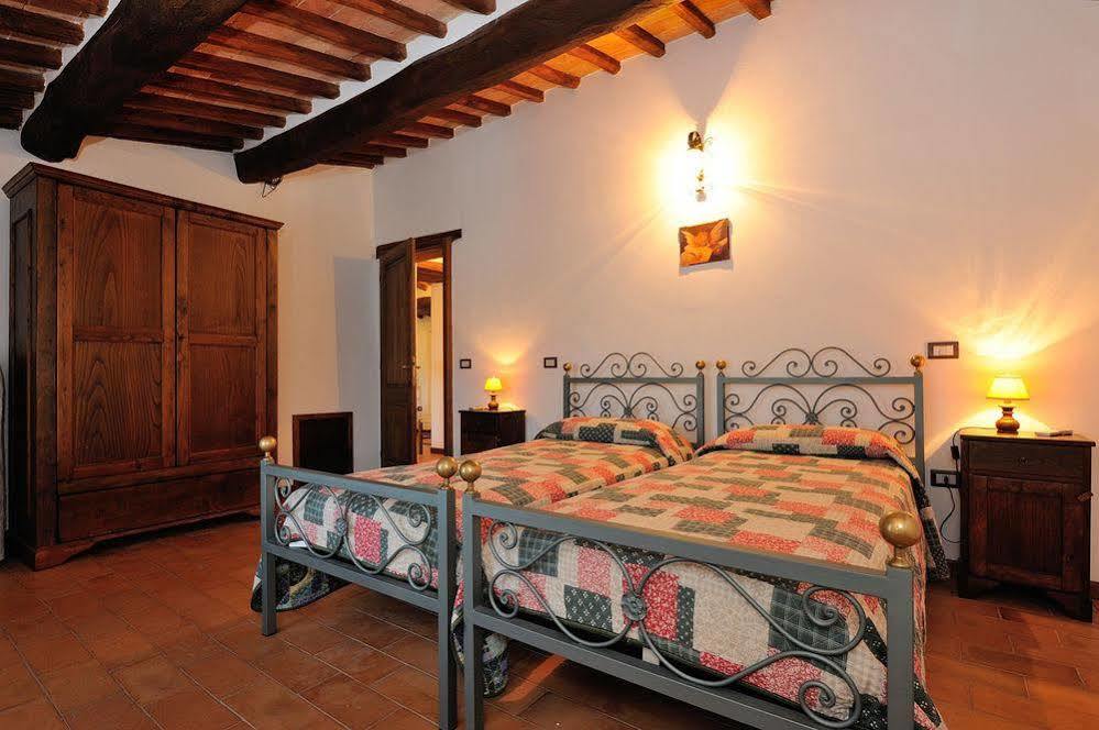 Relais Borgo Torale Hotel ปัสซีญาโน ซุล ตราซีเมโน ภายนอก รูปภาพ