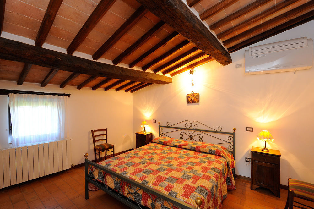 Relais Borgo Torale Hotel ปัสซีญาโน ซุล ตราซีเมโน ภายนอก รูปภาพ