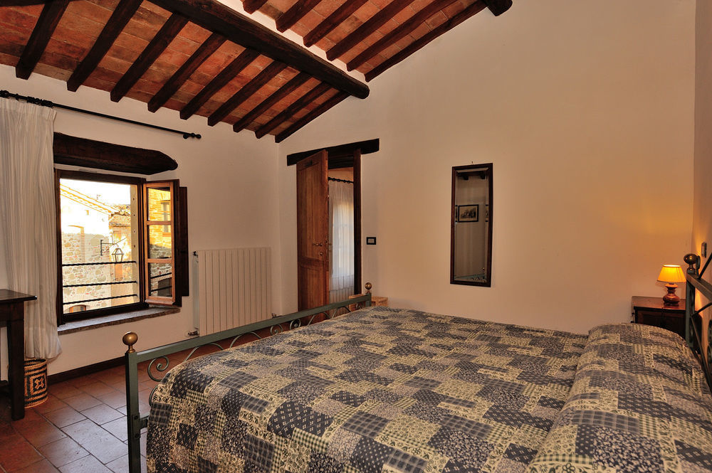 Relais Borgo Torale Hotel ปัสซีญาโน ซุล ตราซีเมโน ภายนอก รูปภาพ