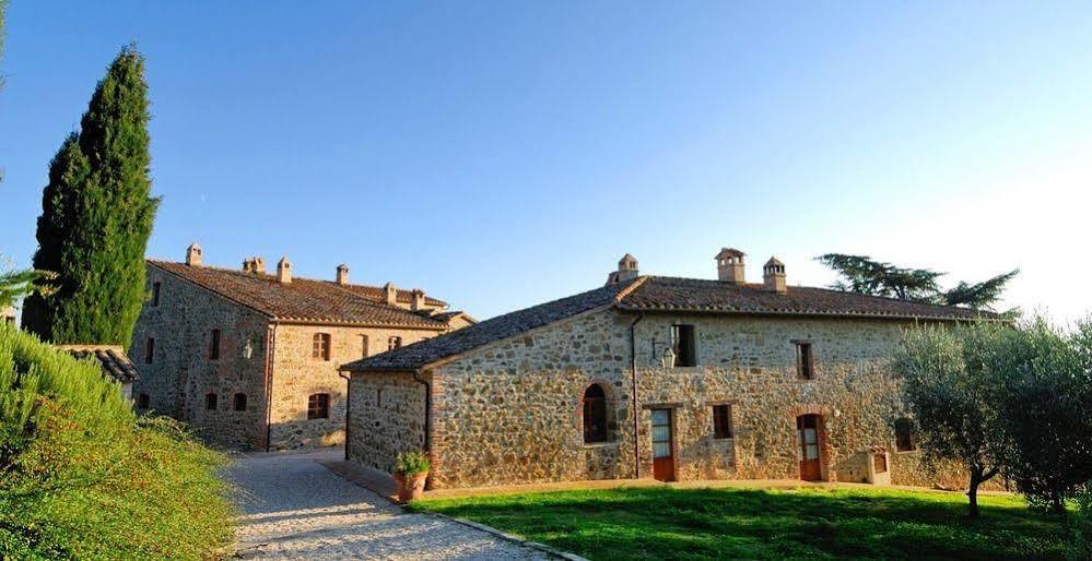 Relais Borgo Torale Hotel ปัสซีญาโน ซุล ตราซีเมโน ภายนอก รูปภาพ